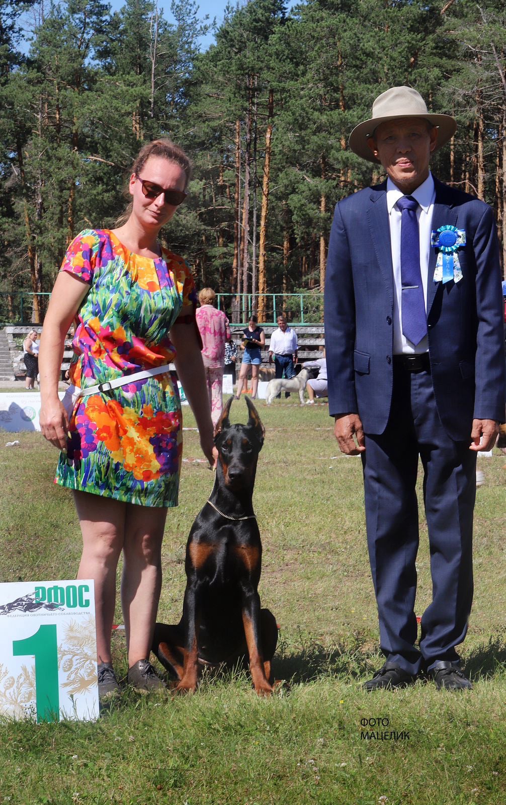 Doberman Rose foto